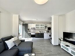 Quarteira Ocean Breeze 1 With Pool