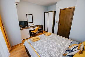 Miletia Suites