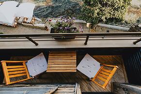 Miletia Suites