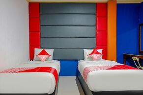 OYO Life 2966 Hotel Atriaz