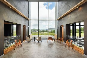 Bracken Hide Hotel