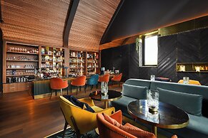 Bracken Hide Hotel