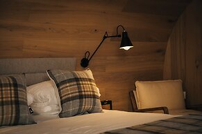 Bracken Hide Hotel