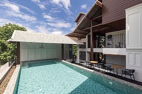 Coucou Hotel