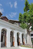 Coucou Hotel