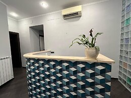 Cloud 9 Hotel