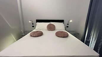 Cloud 9 Hotel