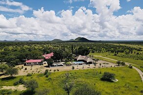 Otjisazu Guest Farm