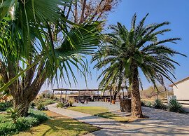 Otjisazu Guest Farm