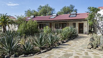 Otjisazu Guest Farm