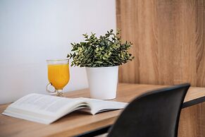 Sweet Lloret Suites - Smart Hotel