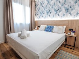 Sweet Lloret Suites - Smart Hotel