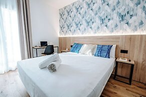 Sweet Lloret Suites - Smart Hotel