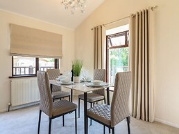 27 Brocklehurst