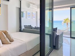 Phaedrus Living Marina Sea  214 Emerald