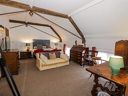 Talbot Lodge