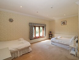 Highcliffe Manor