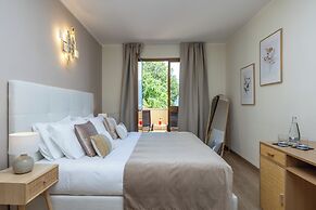 Hotel Meandro - Lake View