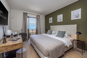 Hotel Meandro - Lake View