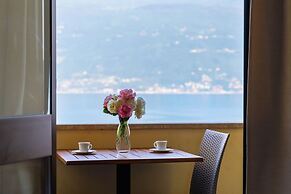 Hotel Meandro - Lake View
