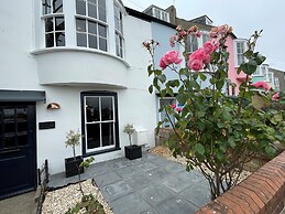 6 The Terrace