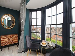6 The Terrace