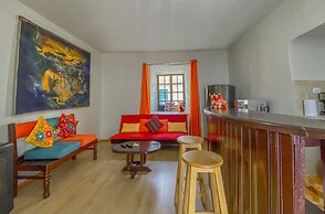 CENTRAL PLAZA APARTMENTS