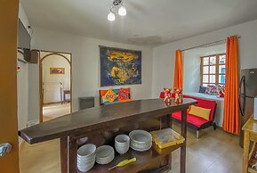 CENTRAL PLAZA APARTMENTS