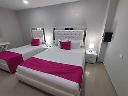 Hotel BM-17  Cerca Al Mar