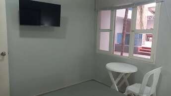 Hotel BM-17  Cerca Al Mar