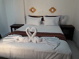 Pakarina Hotel