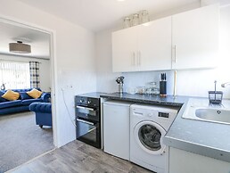 22 Turnberry Road