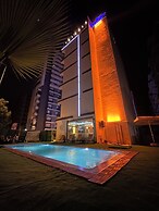 Teker Luxury Hotel