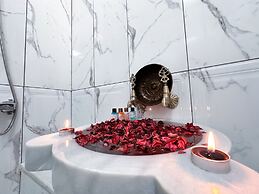 Teker Luxury Hotel