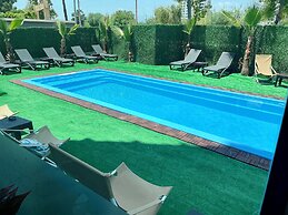 Teker Luxury Hotel
