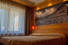 Hotel Serena - Tre Cime Views