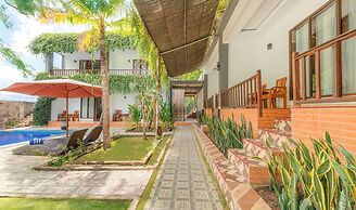 Tinggian Hill Retreat