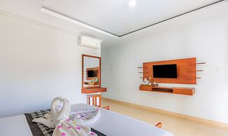 Tinggian Hill Retreat