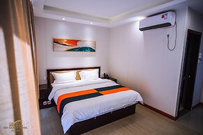 Sky Garden Hotel