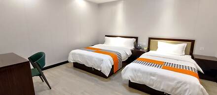 Sky Garden Hotel
