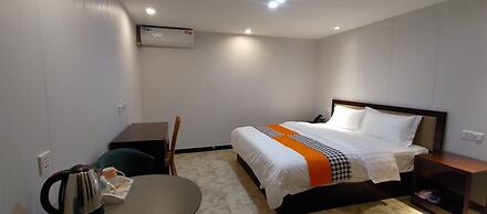 Sky Garden Hotel