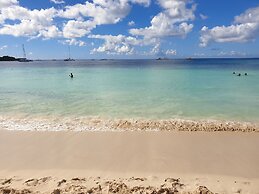 PLAYA BLANCA BED & BREAKFAST