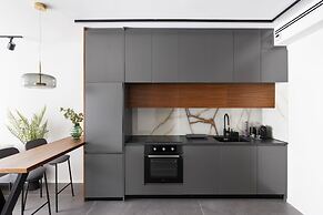 Skyline Serenity by TLV2RENT