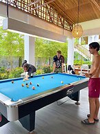 Red Picnic Hostel
