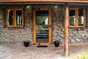 Honeymoon Hut