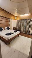 SAIBABA INTERNATIONAL SUPREME HOTEL
