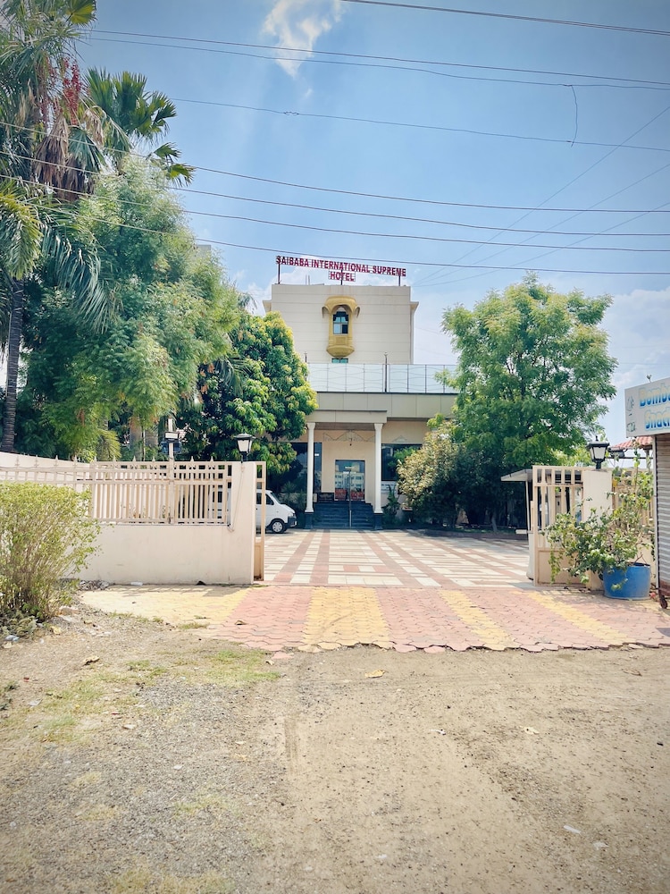 SAIBABA INTERNATIONAL SUPREME HOTEL