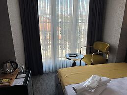 Golden Bazaar Hotel