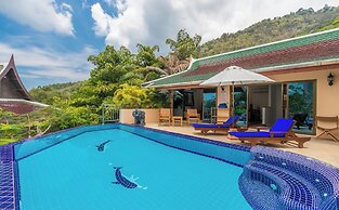 Villa Malee , Sea View Infinity Pool, Staff, Chef