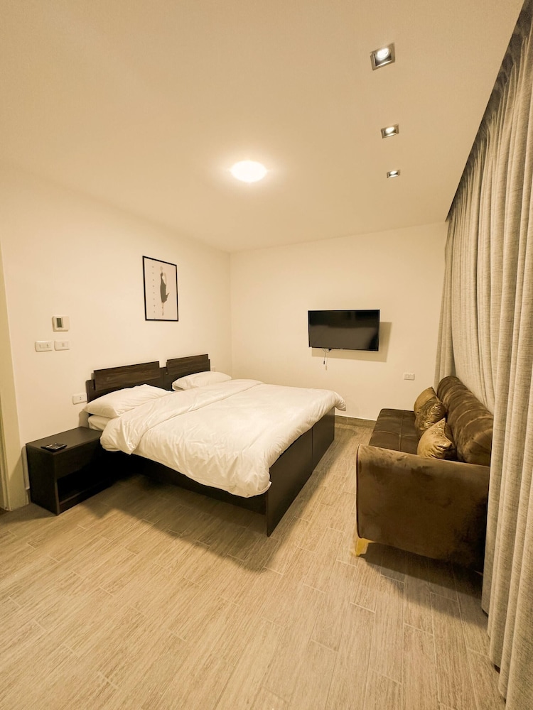 Central Apartment For Rent 31